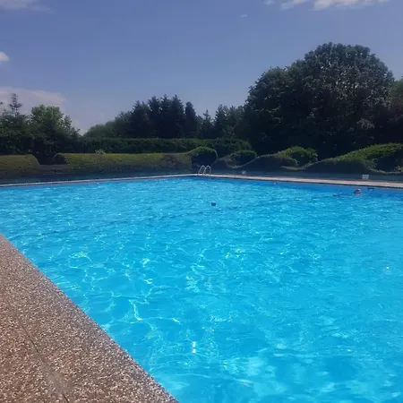 Feriehus Wohlfuehloase In Der Eifel Mit Weitblick In Natur, Seenaehe, Poolnutzung, Minigolf, Tennis Und Vieles Mehr *