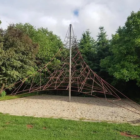 Feriehus Wohlfuehloase In Der Eifel Mit Weitblick In Natur, Seenaehe, Poolnutzung, Minigolf, Tennis Und Vieles Mehr