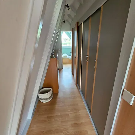 펜션 Wohlfuehloase In Der Eifel Mit Weitblick In Natur, Seenaehe, Poolnutzung, Minigolf, Tennis Und Vieles Mehr *