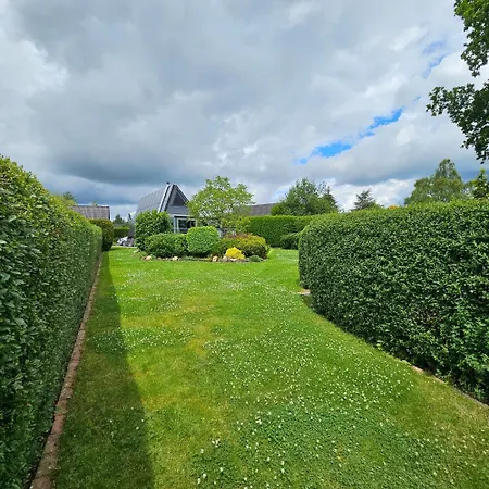 Wohlfuehloase In Der Eifel Mit Weitblick In Natur, Seenaehe, Poolnutzung, Minigolf, Tennis Und Vieles Mehr