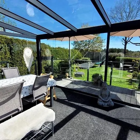 Wohlfuehloase In Der Eifel Mit Weitblick In Natur, Seenaehe, Poolnutzung, Minigolf, Tennis Und Vieles Mehr Feriehus