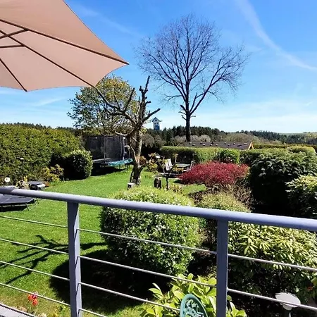 Feriehus Wohlfuehloase In Der Eifel Mit Weitblick In Natur, Seenaehe, Poolnutzung, Minigolf, Tennis Und Vieles Mehr Blankenheim (North Rhine-Westphalia)