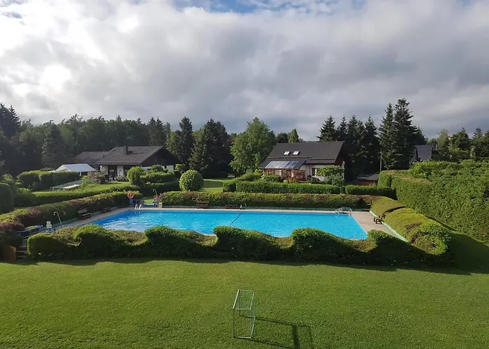 Wohlfuehloase In Der Eifel Mit Weitblick In Natur, Seenaehe, Poolnutzung, Minigolf, Tennis Und Vieles Mehr *