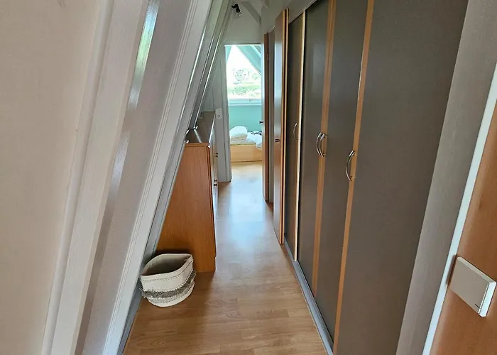 Casa vacanze Wohlfuehloase In Der Eifel Mit Weitblick In Natur, Seenaehe, Poolnutzung, Minigolf, Tennis Und Vieles Mehr *