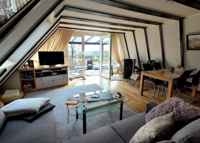 Casa vacanze Wohlfuehloase In Der Eifel Mit Weitblick In Natur, Seenaehe, Poolnutzung, Minigolf, Tennis Und Vieles Mehr Blankenheim (North Rhine-Westphalia)