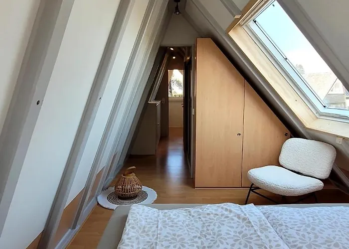 Casa vacanze Wohlfuehloase In Der Eifel Mit Weitblick In Natur, Seenaehe, Poolnutzung, Minigolf, Tennis Und Vieles Mehr *