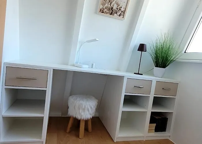 Wohlfuehloase In Der Eifel Mit Weitblick In Natur, Seenaehe, Poolnutzung, Minigolf, Tennis Und Vieles Mehr Casa vacanze *